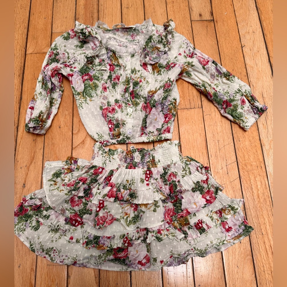 loveshackfancy ruffle 2-piece outfit sz 4-5y and sweater